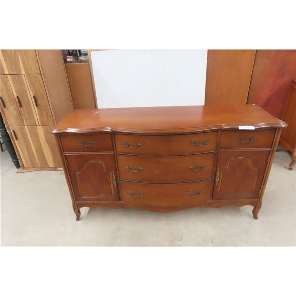 Dresser 32" x 59" x 18"