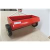 Image 2 : Walk-Behind Yard Fertilizer Spreader