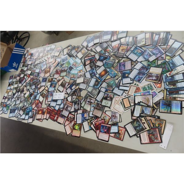 1,000 Magic: The Gathering Trading Cards