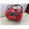 Image 6 : Motomaster 7-Gallon Portable Air Tank
