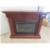 Image 8 : Mantel, 43" x 53" x 18" with Electric Fireplace, Model 33E05, 12.5 Amps