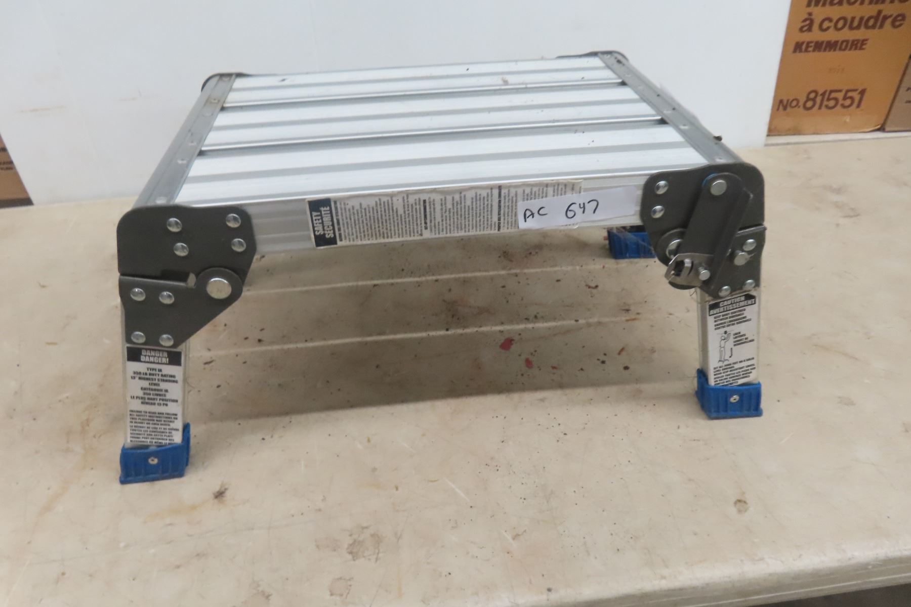 Work Step Platform 350lbs Capacity 13''