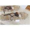 Image 4 : Set of Snowshoes 29 1/2'' x 10''