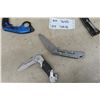 Image 2 : 5 Folding Knives: Outbound, Snake Eye Tactical, Smith+Wesson