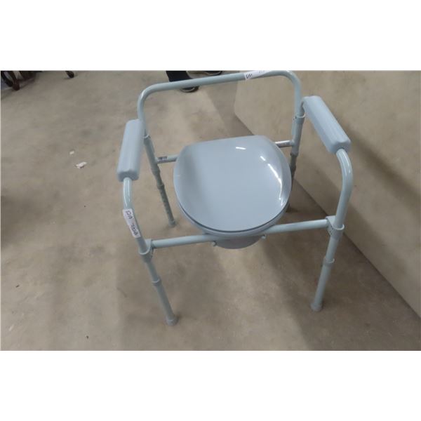 Commode Chair 