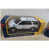 Image 4 : 4 Diecast 1/24 Scale in Packages: Lincoln Navigator, Ford Expedition