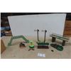 Image 1 : Train Set Accessories: Metal&Plastic, Bridge, Crossing Signals,