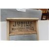 Image 2 : Enamelware, Marshall Wells Washboard