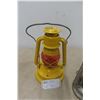 Image 2 : 2 Coal Oil Lanterns : Little Wizard, Neva 