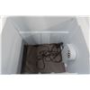 Image 7 : Koolatron Hot/Cold 12 Volt Cooler , Coleman Rolling Cooler 