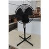 Image 1 : Oscillating Fan Variable Speed on Stand