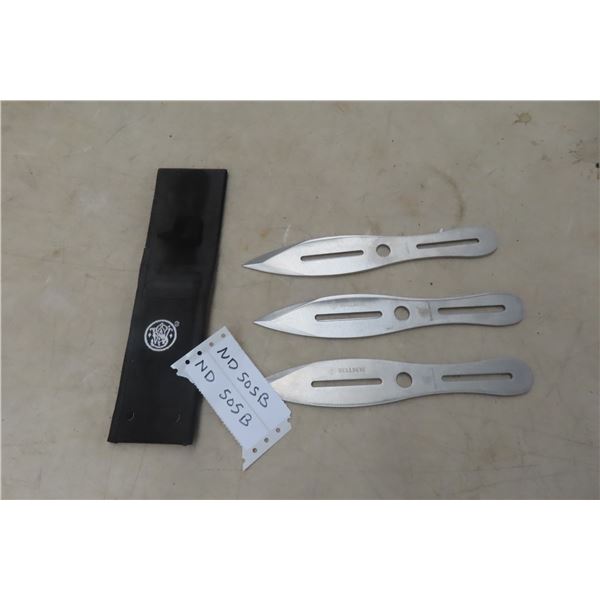 Set of 3 Smith&Wesson Bullseye Throwing Knives