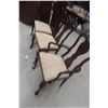 Image 8 : Gibbard Dining Room Table 42'' Diam. , (3) 16'' Leafs & 6 Chairs 