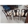 Image 9 : Gibbard Dining Room Table 42'' Diam. , (3) 16'' Leafs & 6 Chairs 