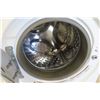 Image 9 : Whirlpool Washer and Dryer Set
