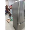 Image 5 : Frigidaire Gallery Fridge Stainless 23cuFt Pure Air Ultra with 2 
