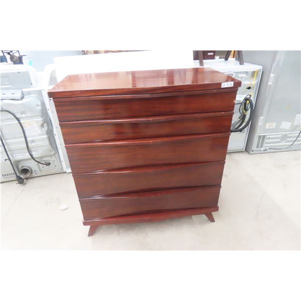 Dresser 5-Drawer 42'' x 38 1/2'' x 20'' 