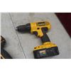 Image 2 : 3 Dewalt 18V Cordless Tools: 1/2'' Drill, (2) 1/4'' Impacts , 2 