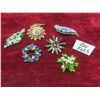 Image 1 : Six Vintage Brooches