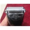 Image 3 : Vintage Bakelite Barbershop Shaver in Box and Vintage Razors