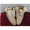 Image 7 : Vintage Snowshoe Moccasins, Sole 11" Across