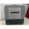 Image 9 : Vintage Bell & Howell Portable Filmosound Speaker/Amplifier Cabinet