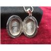Image 6 : Vintage Sterling Silver Locket w/ Chain