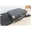 Image 5 : Victrola Portable Record Player