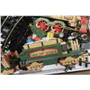 Image 5 : Holiday Express Train Set