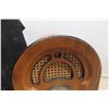 Image 4 : Electric Lamp; Modern Antique-Style Radio and Cassette Player