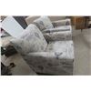 Image 3 : Pair of Living Room Matching Chairs