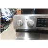 Image 3 : Samsung Stainless Electric Stove With Convection