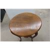 Image 2 : Oak Entry/Parlour Stand — 29" High — 20" Diameter