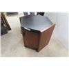 Image 3 : End Table — 20" High, 21" Across