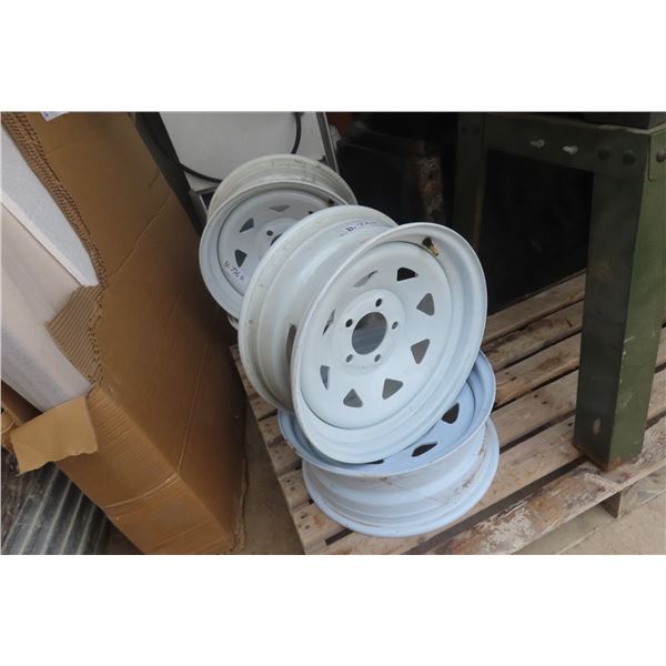 Set of 4 15  5-Hole Trailer Rims — Appear New