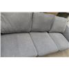 Image 6 : Couch 88" Good Condition