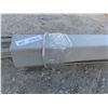 Image 7 : Four Kaycan Vinyl Corner Pieces, 8'; Fifteen J-Mold Pieces for Siding, "Clay Colour"