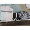 Image 3 : Bath and Kitchen Linens: Bath Towels, Tea Towels, and a Curtain Panel
