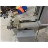 Image 10 : Craftex 18" Wood Band Saw, 2 HP