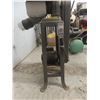Image 3 : Delta 1/2 HP Belt Sander on Steel Stand with Tilting Base and Dust Collector