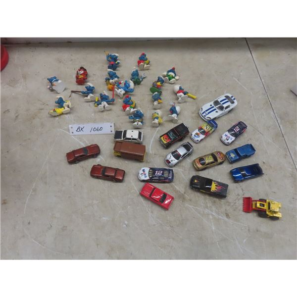 Lot of 18 Smurf Figures and 16 Die-Cast Vehicles