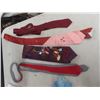 Image 5 : Vintage 1960s Dresses, Men's Ties, Bow Ties, Hats, and More