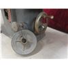 Image 7 : Vintage Craftsman Table Saw with Separate Electric Motor
