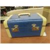 Image 8 : 2 Vintage Suitcases