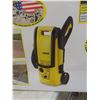 Image 5 : New Kärcher Electric Pressure Washer 1600 Psi