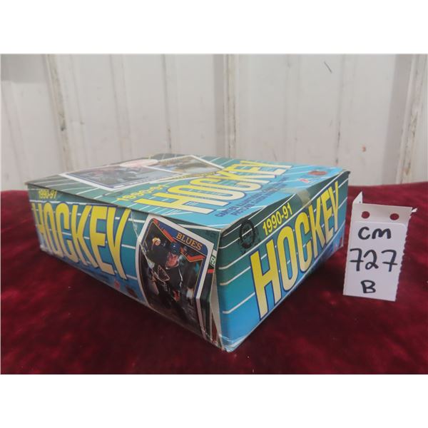 Unopened 1990–91 O-Pee-Chee Hockey Card Box