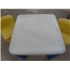 Image 2 : Little Tikes Table and Two Chairs