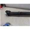 Image 15 : Auto Parts (Hummer H3, Stabilizer Bar, Ball Joint, Tie Rod End, Control Arm, Drive Shaft, Unknown V