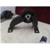 Image 9 : Auto Parts (Hummer H3, Stabilizer Bar, Ball Joint, Tie Rod End, Control Arm, Drive Shaft, Unknown V