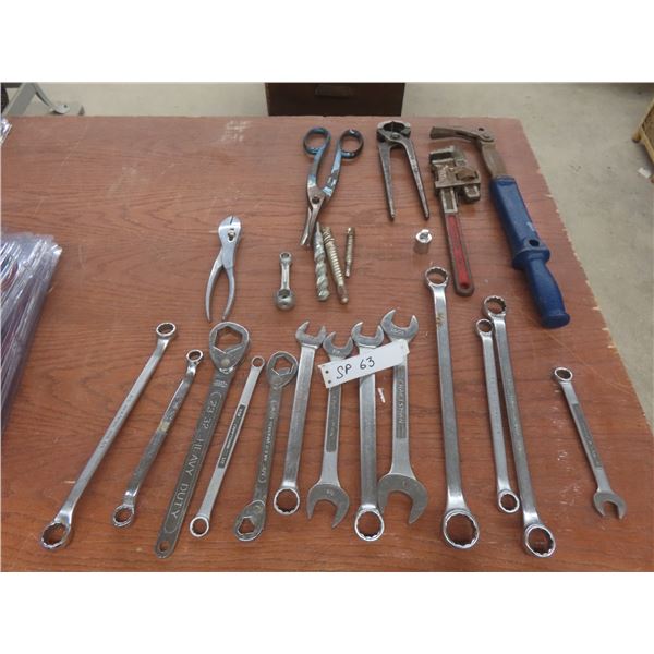 Craftsman Wrenches, Tin Snips, Pipe Wrench, Nail Puller and More
